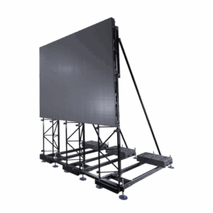 Produkt- und Beispielfoto des LedTek Outdoor Stacking Systems mit langen Auslegern und Ballast und der Seite